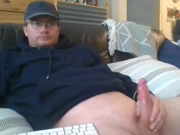 Rugby7inches Chaturbate stream image from March 25, 2025