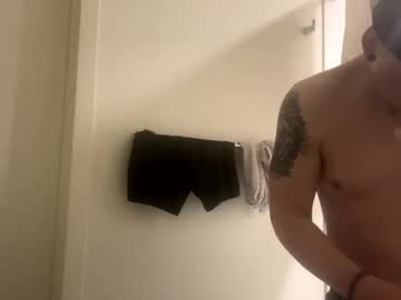 Themaxwood Chaturbate stream image from March 25, 2025