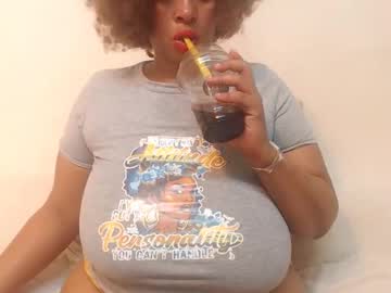 Boobyqueen24 Chaturbate stream image from March 25, 2025
