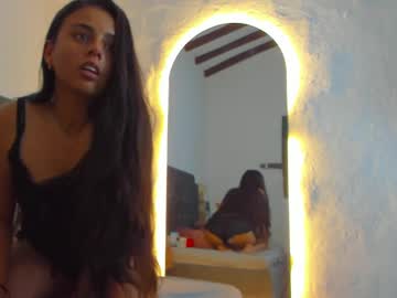 Lunaluxe1001 Chaturbate stream image from March 25, 2025