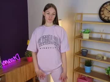 Philippagrindle Chaturbate stream image from March 25, 2025