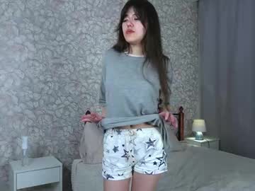 Edythcritchlow Chaturbate stream image from March 25, 2025