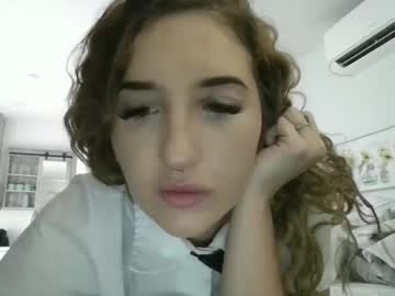 Phxmilf Chaturbate stream image from March 25, 2025