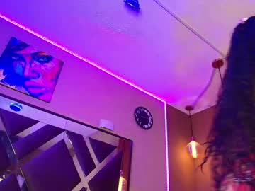 Samanthaagomes Chaturbate stream image from March 25, 2025