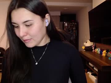 Sami_Li Chaturbate stream image from March 25, 2025