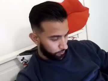 Youromeoloveyou Chaturbate stream image from March 25, 2025