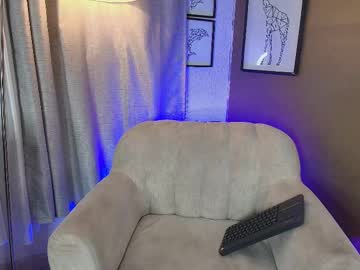 Alexa_Foxx27 Chaturbate stream image from March 25, 2025