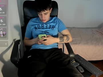 Archiee_13 Chaturbate stream image from March 25, 2025