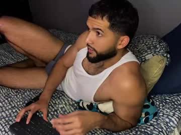 Douglasskingjr Chaturbate stream image from March 25, 2025