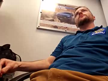 Hothandjobs Chaturbate stream image from March 25, 2025