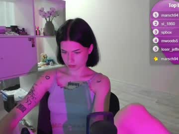 Lildarling0 Chaturbate stream image from March 25, 2025