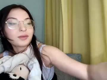 Taachick Chaturbate stream image from March 25, 2025