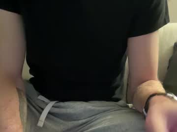 Rileyman13xx Chaturbate stream image from March 25, 2025