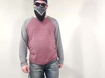 Adonisarches Chaturbate stream image from March 26, 2025