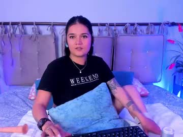 Mia_Traveluxe Chaturbate stream image from March 26, 2025