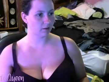 Wisteriaqueen Chaturbate stream image from March 26, 2025