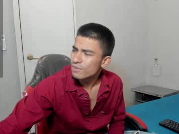 Alejandro_20__ Chaturbate stream image from March 26, 2025