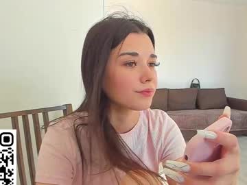 Ellisangells Chaturbate stream image from March 26, 2025