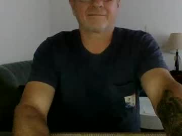 Moamale Chaturbate stream image from March 26, 2025