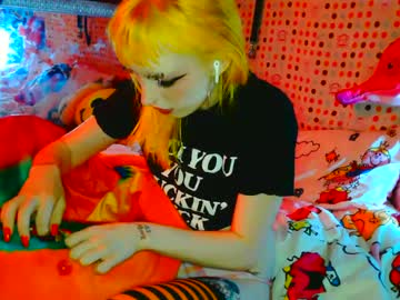 Leeloo827944 Chaturbate stream image from March 26, 2025