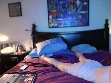 Lunavianna Chaturbate stream image from March 26, 2025