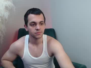 Guido_Grossi Chaturbate stream image from March 26, 2025