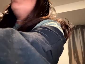 Rioloves Chaturbate stream image from March 26, 2025