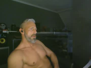 Ruffi77 Chaturbate stream image from March 26, 2025