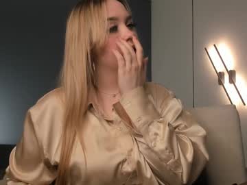 Maydadecoursey Chaturbate stream image from March 26, 2025
