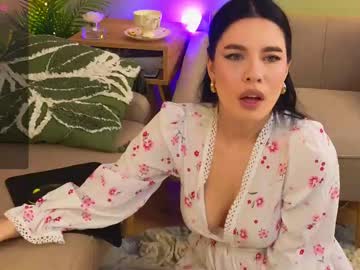 Reeenae Chaturbate stream image from March 26, 2025