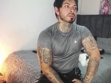 Crhis_Muller Chaturbate stream image from March 26, 2025