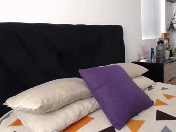 Santii_Rose Chaturbate stream image from March 26, 2025
