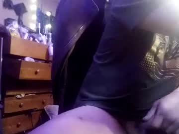 Weenzie69 Chaturbate stream image from March 26, 2025