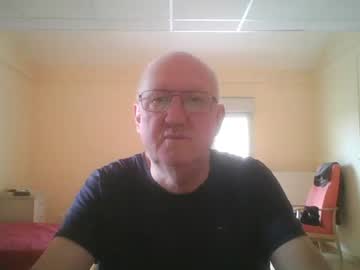 Gerardlp131313 Chaturbate stream image from March 26, 2025