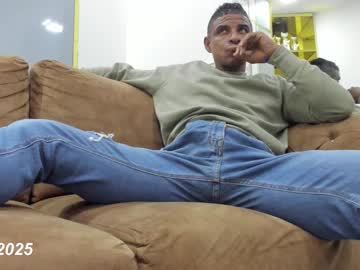 Matt11beefycock Chaturbate stream image from March 26, 2025