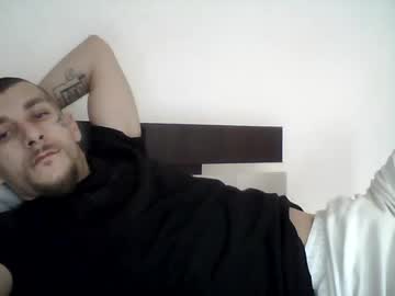 Tysonmichaell Chaturbate stream image from March 26, 2025