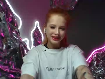 Foxy_Woow Chaturbate stream image from March 26, 2025