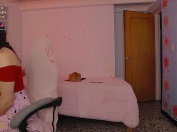Leslie9669 Chaturbate stream image from March 26, 2025