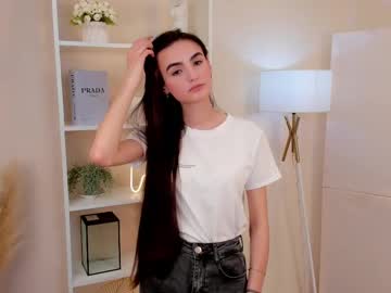 Florencebulmer Chaturbate stream image from March 26, 2025