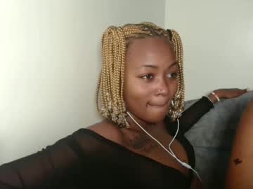 Seexy_Swiry Chaturbate stream image from March 26, 2025