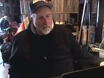 Sexyolbear Chaturbate stream image from March 26, 2025