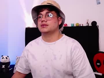 Arthurcooper_ Chaturbate stream image from March 26, 2025