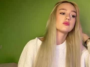 Edwinaash Chaturbate stream image from March 26, 2025