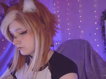 Vronnier Chaturbate stream image from March 26, 2025
