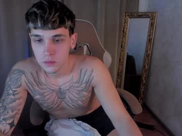Brendanbush Chaturbate stream image from March 26, 2025