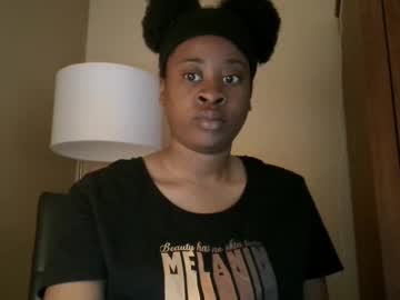 Creamycherrypop Chaturbate stream image from March 26, 2025