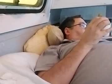 Magicman1547 Chaturbate stream image from March 26, 2025