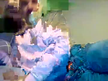 Mrvozzza12 Chaturbate stream image from March 26, 2025