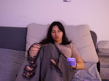 Amydavia Chaturbate stream image from March 26, 2025