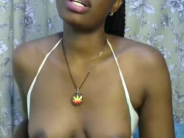 Emmily_Dee Chaturbate stream image from March 26, 2025